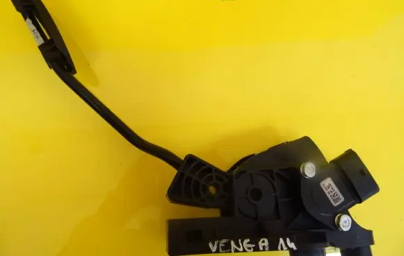 KIA Venga Accelerator throttle pedal 327271P900 32727-1P900 101225K0043