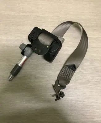 Volvo S80 Rear seatbelt 570521200K
