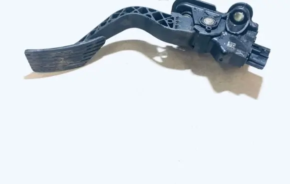 Mitsubishi Outlander Accelerator throttle pedal mn101543 06185a3a