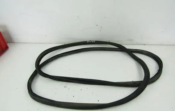 Audi A6 S6 C8 4K Trunk rubber seal (body) 