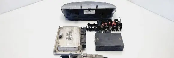 Volkswagen Golf IV Engine ECU kit and lock set 1J0920826C 3041000636 0263637063