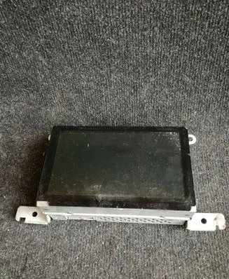 Nissan Primera Screen/display/small screen DP7W3000P