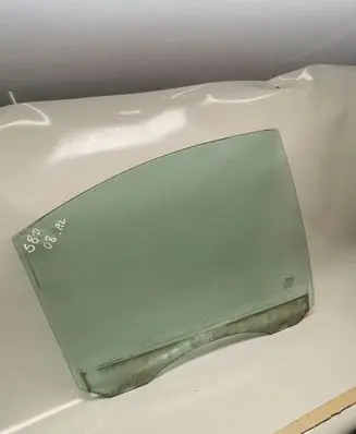 Volvo S80 Rear door window glass 43R001105 E000186