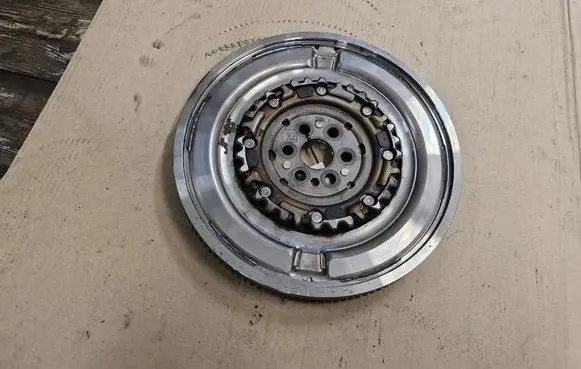 KIA Sportage Flywheel 23200-2B570