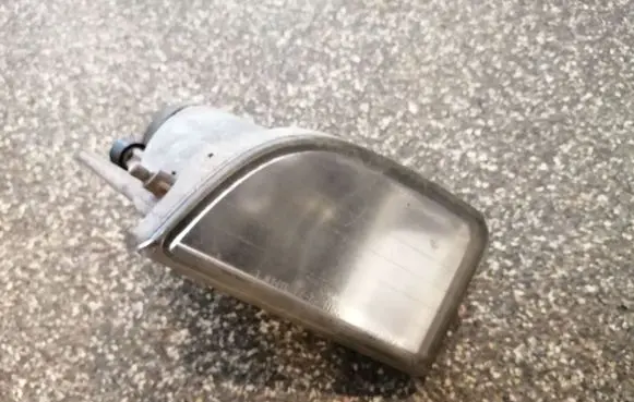 Toyota RAV 4 (XA20) Front fog light