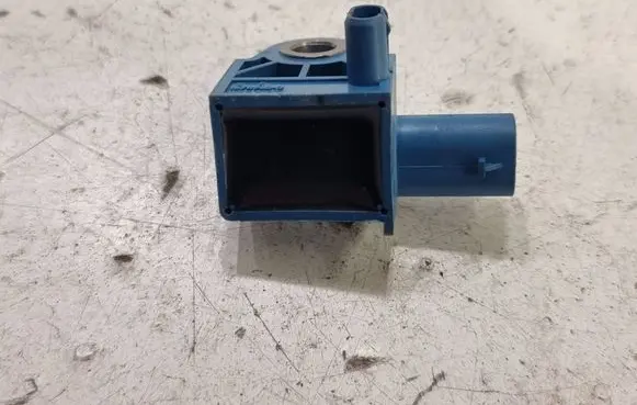 Audi Q3 8U Airbag deployment crash/impact sensor 5K0959351A 5WK44270