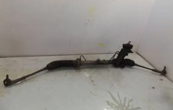 Volkswagen Polo IV 9N3 Steering rack