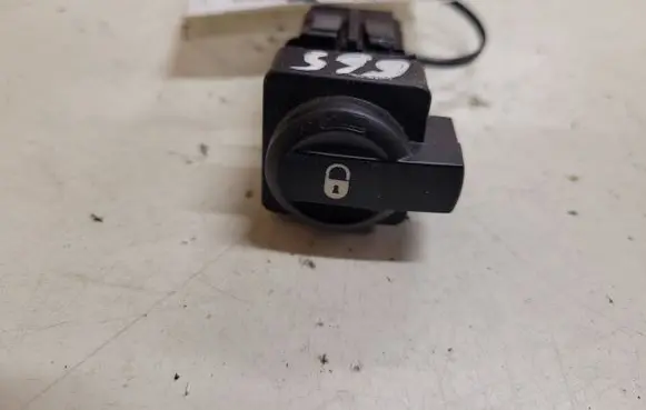 Citroen C4 I Central locking switch button 96476626XT