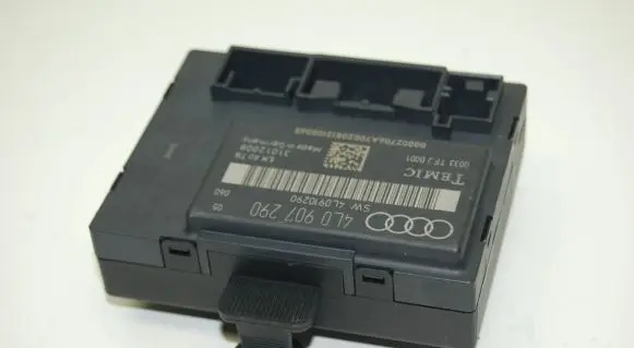 Audi Q7 4L Door control unit/module 4L0907290 4L0910290