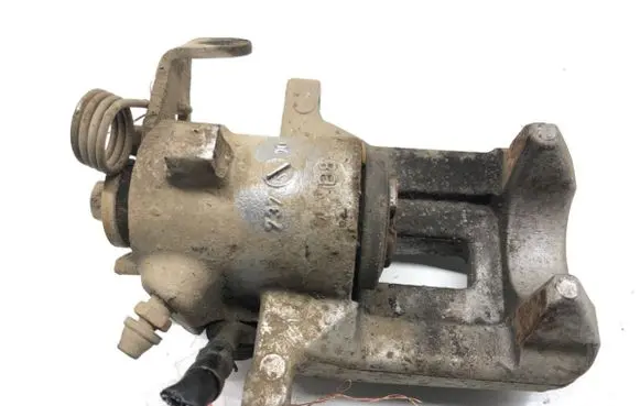 Volkswagen Polo IV 9N3 Rear brake caliper 