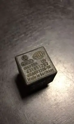 Volkswagen PASSAT B5.5 Other relay 431951253