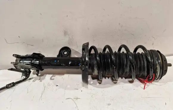 Fiat 500L Front shock absorber/damper
