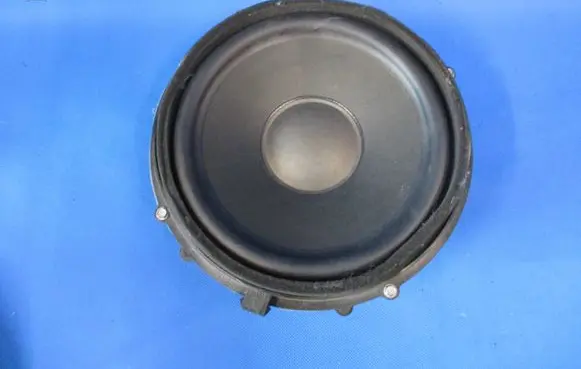 Tesla Model S Front door speaker 100483303A 1000348001