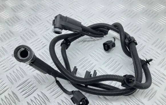Volkswagen PASSAT B8 AdBlue supply pipe 3Q0131983F