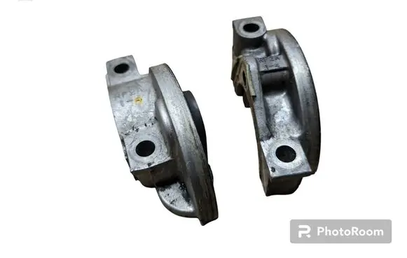 Mazda 6 Camshaft holder 