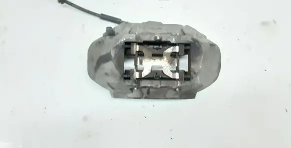 Mercedes-Benz GLC X253 C253 Front brake caliper