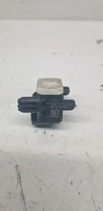 Mitsubishi Outlander Airbag deployment crash/impact sensor 8651A165