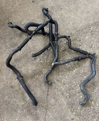 Renault Master III Engine coolant pipe/hose 924107546r