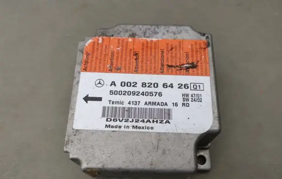 Mercedes-Benz E W211 Airbag control unit/module A0028206426 500209240576 DEV2J24AHZA