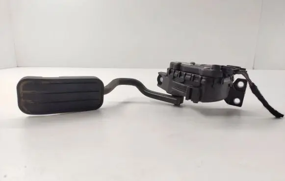 Volkswagen Sharan Accelerator throttle pedal 7M3721603E YM219F836AB 6PV00777003