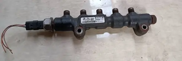 Citroen C4 I Fuel main line pipe 9654592680