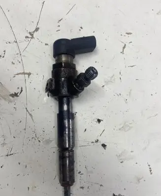 Fuel injector