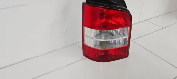 Volkswagen Transporter - Caravelle T5 Rear/tail lights 11A576B