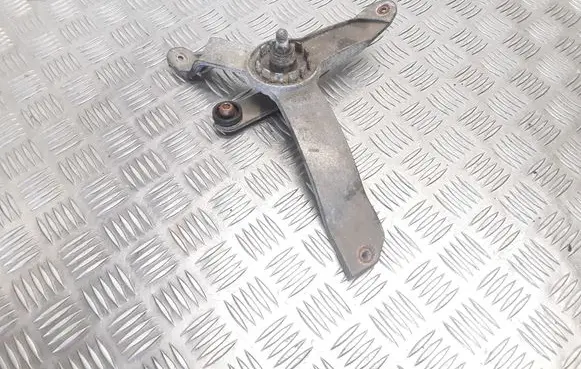 Mitsubishi Grandis Front wiper linkage and motor