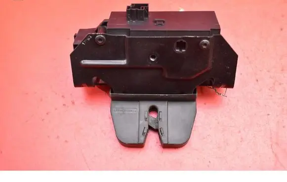 Tailgate/trunk/boot lock/catch/latch
