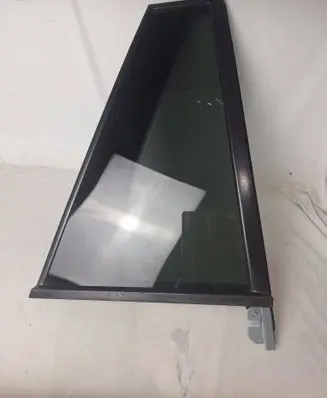 Land Rover Range Rover Evoque L538 Rear vent window glass LR021081