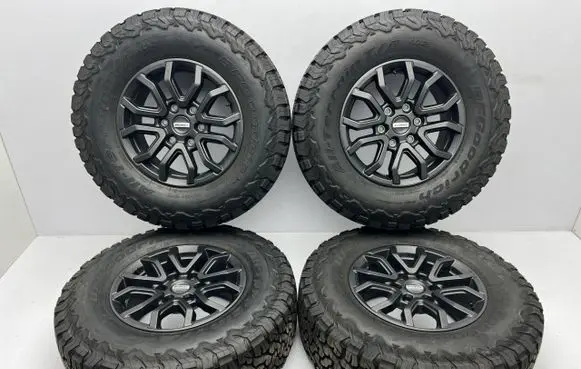 Ford Escort R17 alloy rim N1WC-1007-D1C