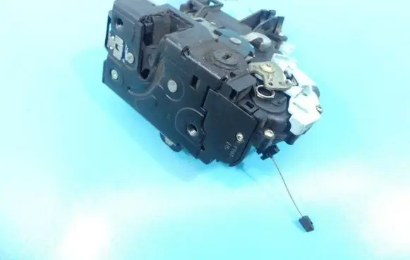 Seat Toledo III (5P) Rear door lock 7L0839016 IMPRK1157134