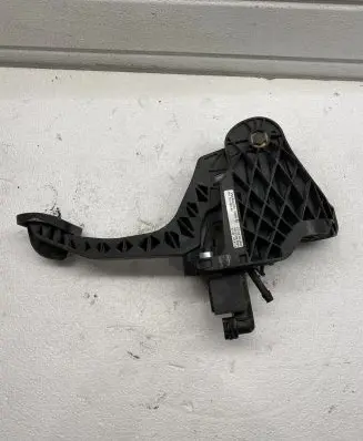 Clutch pedal