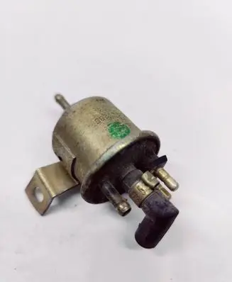 Audi A6 S6 C4 4A Valve vacuum 034906283 72123900 7.21239.00