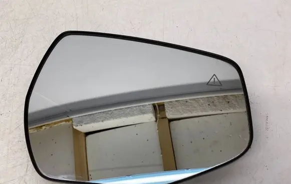 Hyundai Tucson IV NX4 Wing mirror glass 