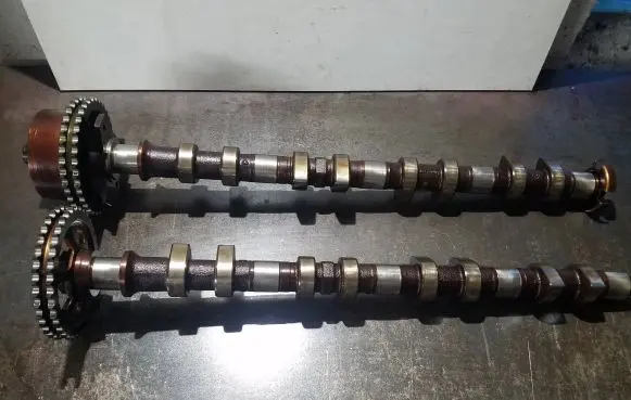 Porsche Cayenne (9PA) Camshaft 9482113R 9482123R