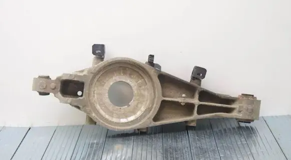 Maserati Levante Rear upper control arm/wishbone HN290586