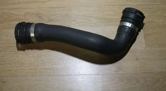 BMW X5 E53 Engine coolant pipe/hose 11537768266