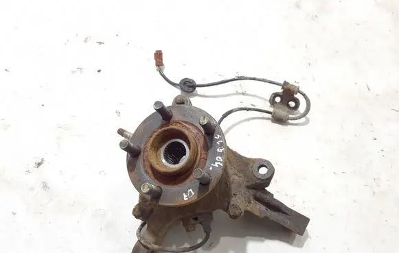 Subaru Forester SG Front wheel hub 28313AE020