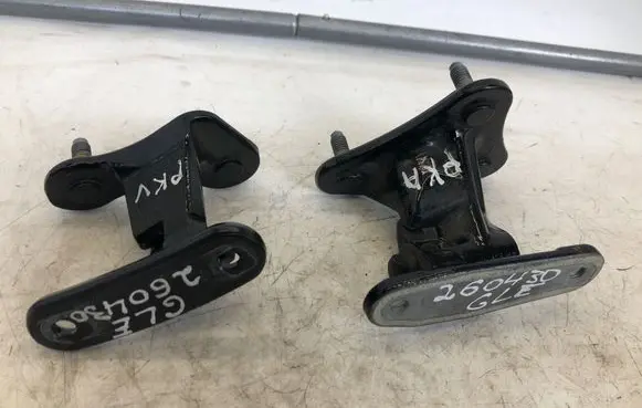 Mercedes-Benz GLE W167 Front door hinge set