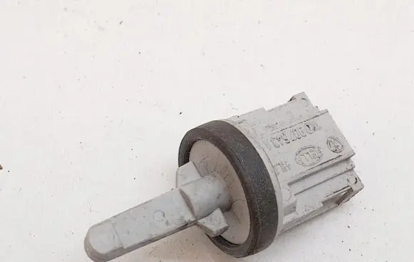 Volkswagen PASSAT B6 Sensor 1K0907543A