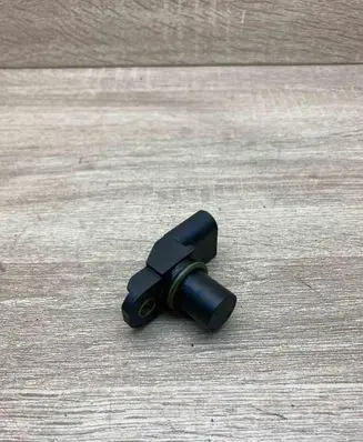 BMW 5 E60 E61 Camshaft position sensor 7792256 USED