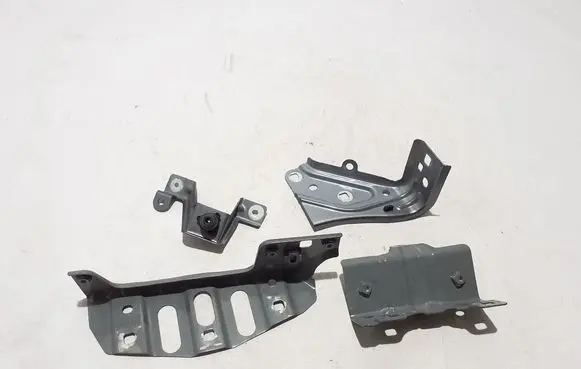 Renault Clio V Fender mounting bracket 641C16229R