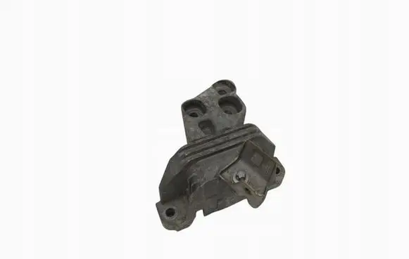 Mercedes-Benz CLA C117 X117 W117 Engine mount bracket A2462400617