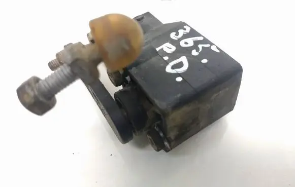 BMW 5 E60 E61 Headlight/headlamp level sensor 6778810 6772727 37146772727