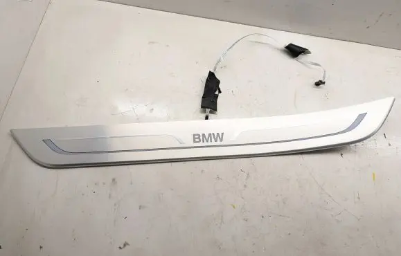 Rear sill trim cover