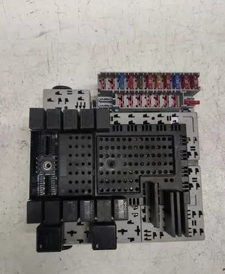 Volvo S60 Fuse module 8645410