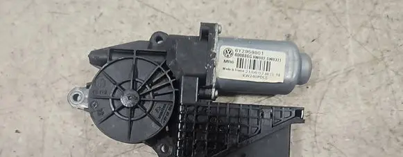 Skoda Roomster (5J) Front door window regulator motor 6Y2959801 VW240PDLS 400886G