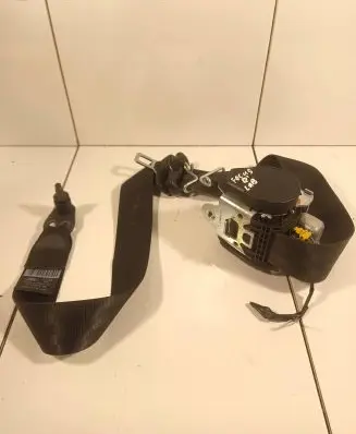 Ford Focus Front seatbelt BM5161294ACW 617231800 FZEZA