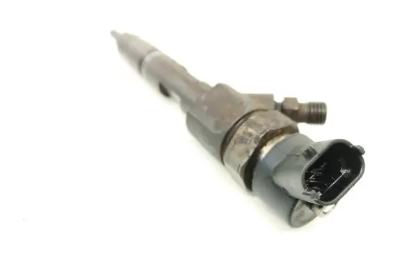 Fuel injector